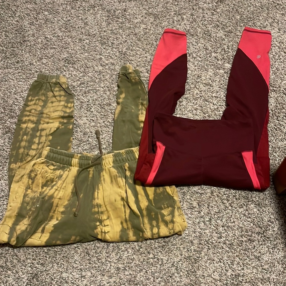 💚 3/$15 Set of Target pants, size small